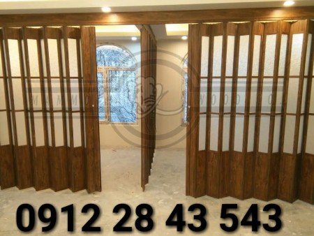 Wooden accordion door