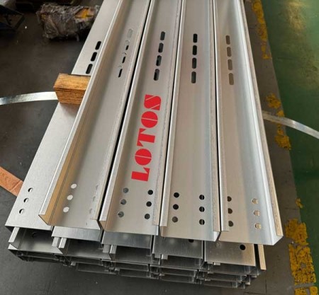 دستگاه رولفرمینگ سازه های پنل خورشیدی