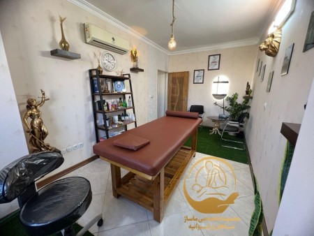 Women\'s specialized massage