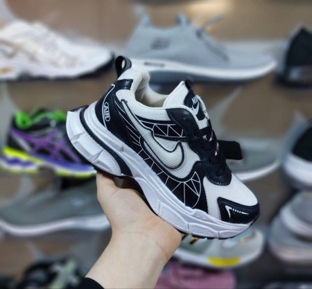 Major Sale of Nike Baby Shoe