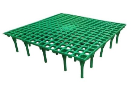 Poultry and Livestock Slats and Various Types of Pallets