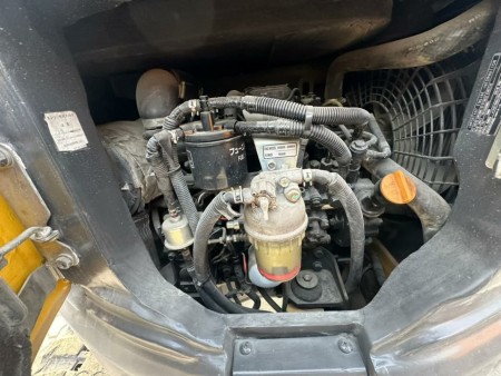 مینی بیل کوماتسو Pc27mr مدل 2012 موتور 3 سیلندر دیزل