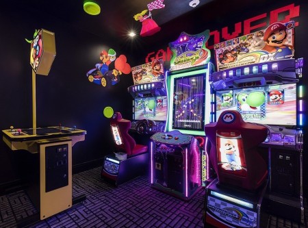 Design and Implementation of Urban Paris - Production of Indoor and Outdoor Issue