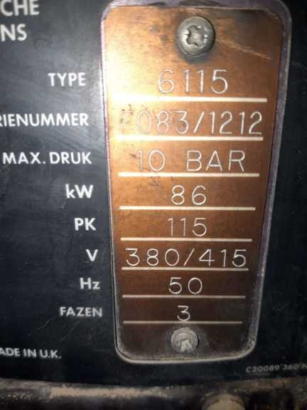 کمپرسور اسکرو آلمانی همراه رطوبت گیر (فروش فوری)