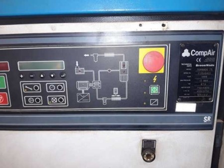 کمپرسور اسکرو آلمانی همراه رطوبت گیر (فروش فوری)