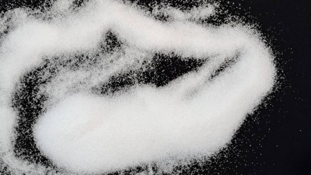 نمک بدون ید انتخاب حرفه‌ای‌ها برای آشپزی و رژیم خاص