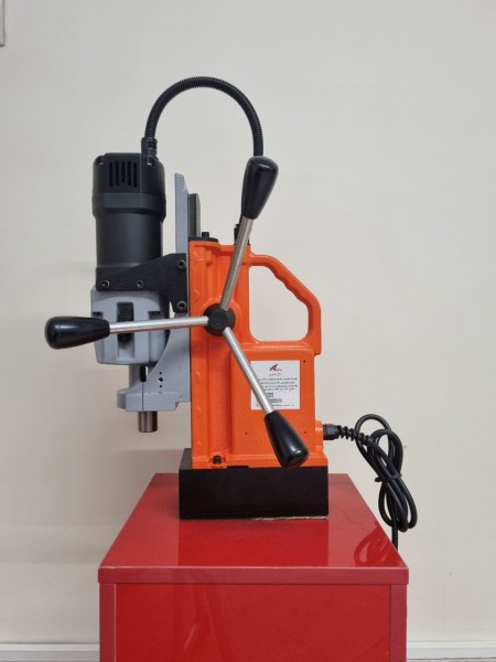 EQ50 Magnet Magnet Drill