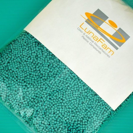 Colored masterbatch and polymer additives