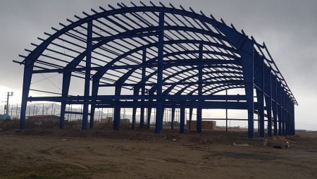 نیم طبقه فلزی پیچ و مهره ای