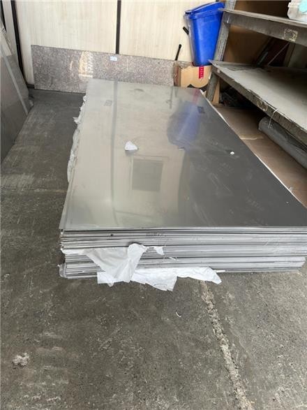 فروش ورق سیاه ورق گالوانیزه ورق صنعتی ورق برشی