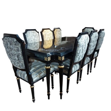 Catherine\'s classic sofa in the brand sofa collection