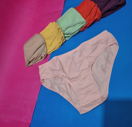 عطر ادکلن، لباس زیرزنانه ،جوراب