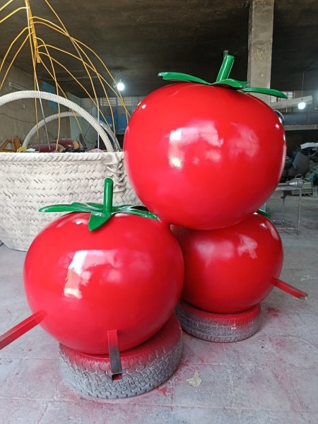 Urban elements of Zarin fiberglass by Safahan