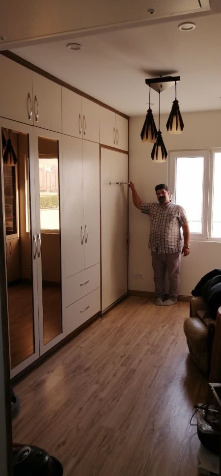 Installment sale of rail frame wall closet (no interest)