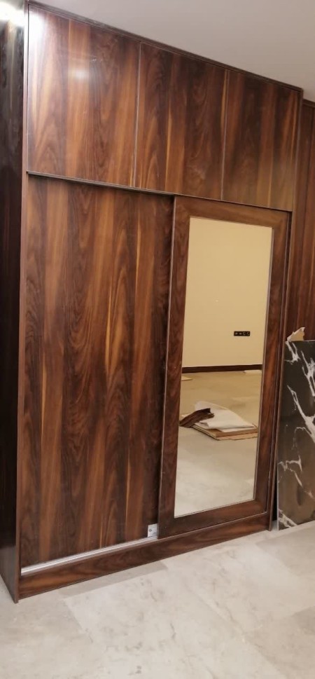 Installment sale of rail frame wall closet (no interest)