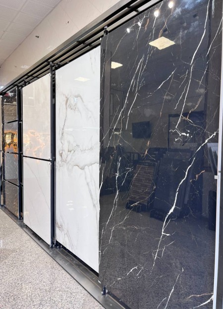 The Largest Distributor of Tiles and Ceramics in Yazd / Meybod