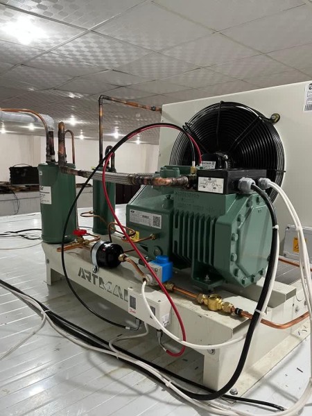 سازنده یخساز صنعتی پودری و قالبی