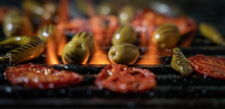 Grilled olives of peace