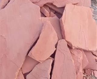 کف‌پوش سنگ لاشه فرش منحصربه‌فرد در فضاهای پرتردد