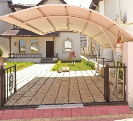 Car Parking Roof and Car Canopy with UPVC and Polycarbonate Sheets