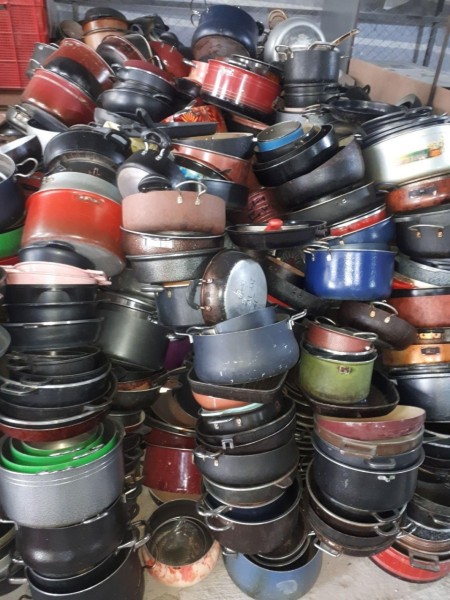 خرید ضایعات آلومینیوم ظرفی قابلمه و تابه ضایعاتی