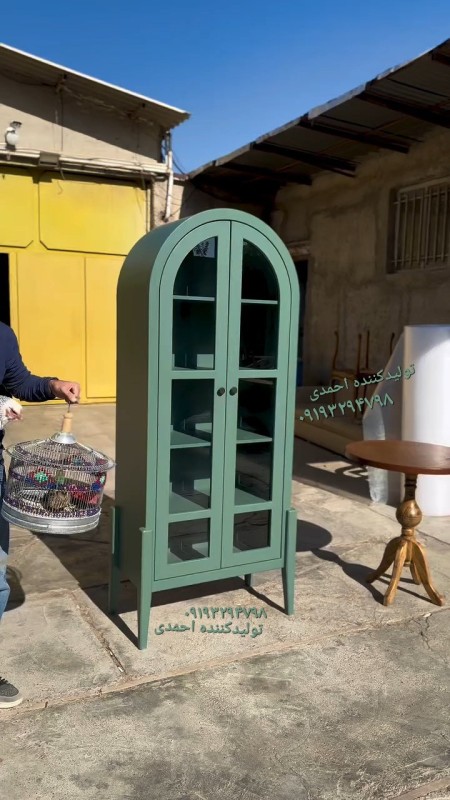 بوفه خمره ای سبز اسپانیایی کلاسیک