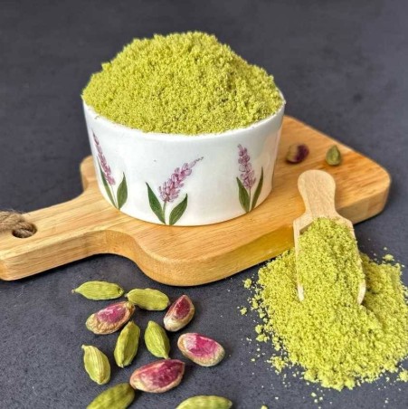 قاووت پسته(قوتوی کرمان) بسته نیم کیلویی