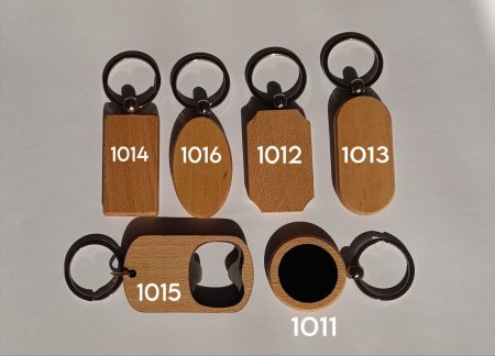 Wholesale Market for Cheap Promotional Wooden, Metal, and Leather Keychains