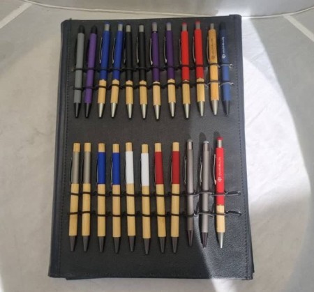 Wholesale Sale of Metal Promotional Pens with Logo Printing Option