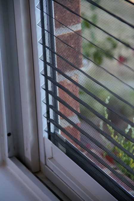 Luxury Double-Frame Pleated Screen | Seamless and Fully Washable