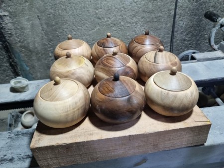 قندان چوب گردو (آقای قندان خندان)