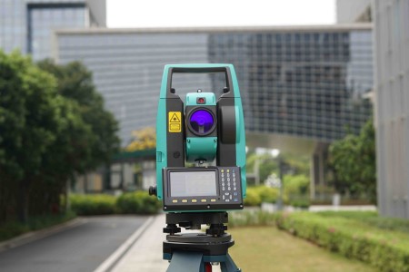 خرید توتال استیشن نقشه برداری ویندوزی AXIS4L