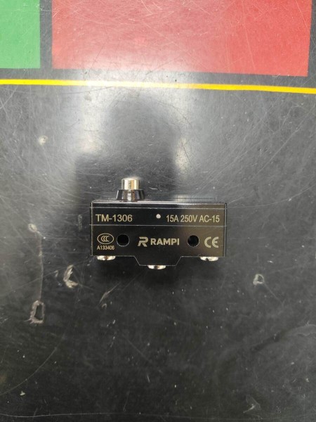 میکروسوئیچ فشاری ساده رمپی مدل RAMPI TM-1306