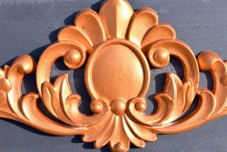 Selling glossy/matte and anti-scratch paint for Roshui cabinets.