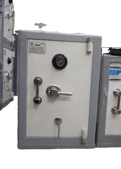 Fireproof trust fund model 300E Single door Mechanical key and code