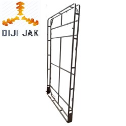 Specialist in the northwest of the country