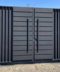 تعمیر درب پارکینگ میخوش