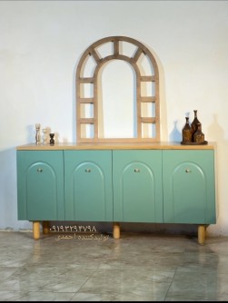 Attractive Pastel Green Classic Console Mirror