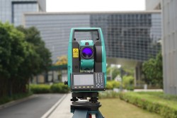 دوربین نقشه برداری توتال استیشن ویندوزی AXIS4L