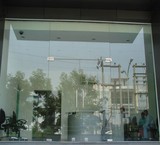 نصب شیشه سکوریت میرال 09122757399