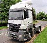 لوازم یدکی کامیونهای بنز